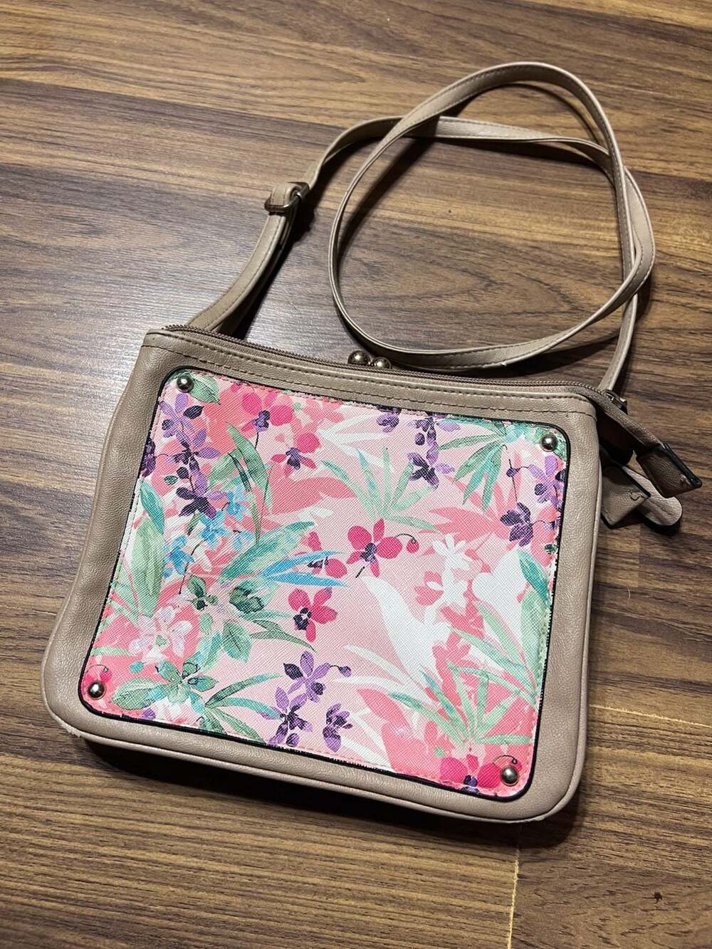 Cato Shoulder Bag